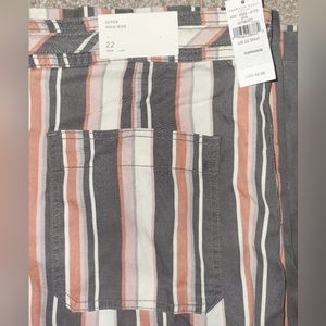 American Eagle Capri's